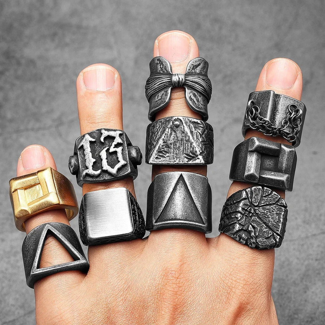 Prisoner Chain Signet Ring