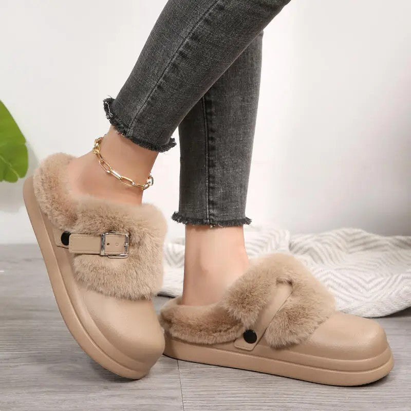 Hearth Buckle Fur Clogs