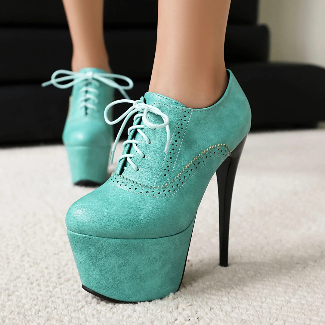 Ateneo Brogue Platform Pumps