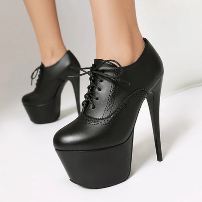 Ateneo Brogue Platform Pumps