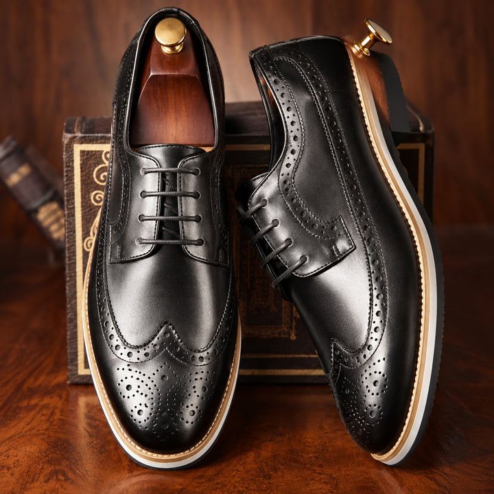 Perforato Wingtip Derby — ce_angle_01